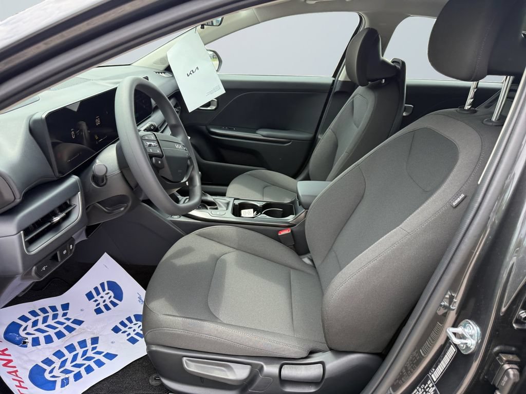 New 2026 Kia K4 FWD image 9