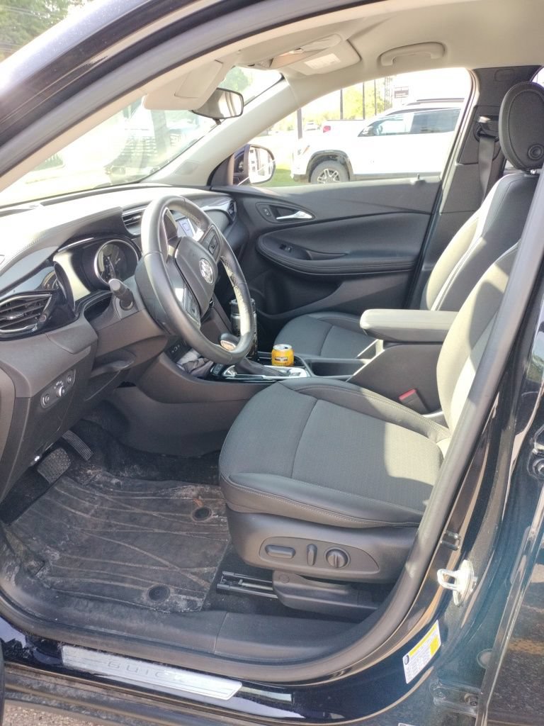 Used 2023 Buick Encore GX Select w/ Safety Package II AWD/4WD image 4