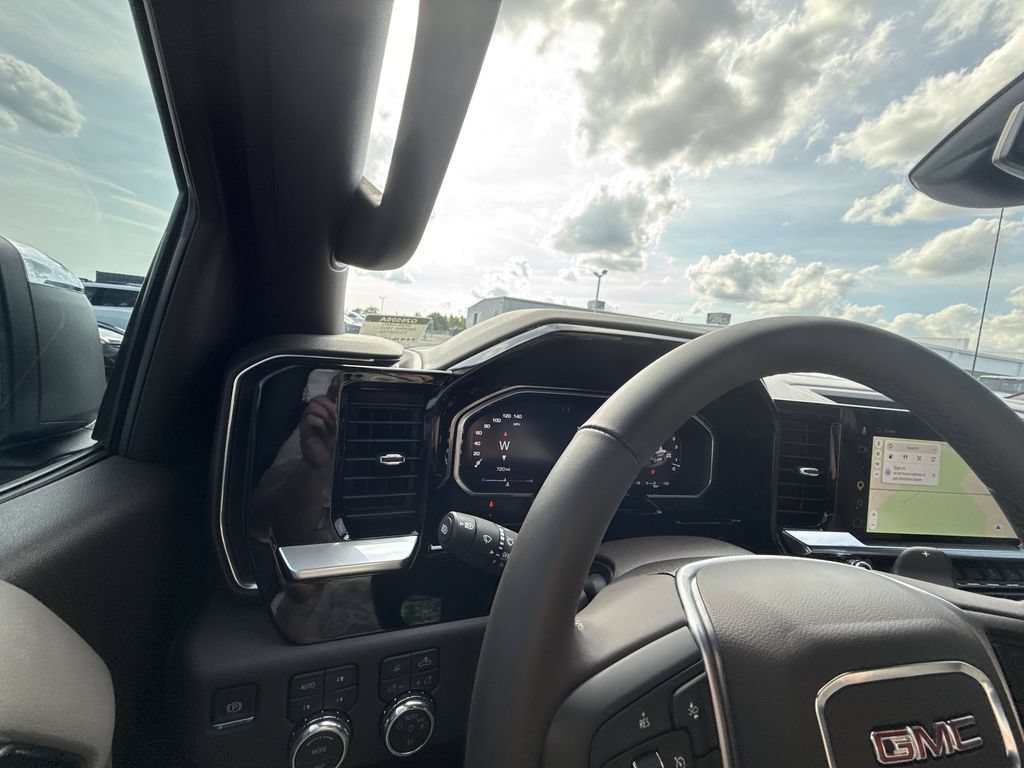 Certified 2026 GMC Sierra 1500 SLT w/ SLT Premium Plus Package AWD/4WD image 24