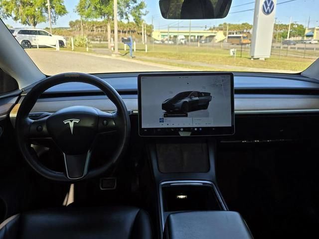 Used 2023 Tesla Model Y Long Range AWD/4WD image 11