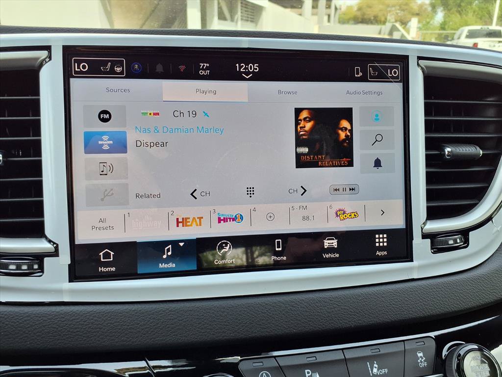 New 2026 Chrysler Voyager LX FWD image 5