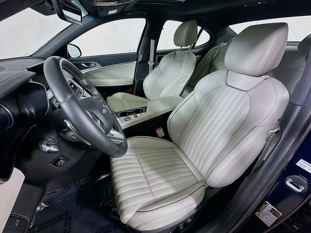 Used 2023 Genesis G70 2.0T w/ Sport Prestige Package image 15