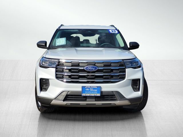 Certified 2025 Ford Explorer Active image 2