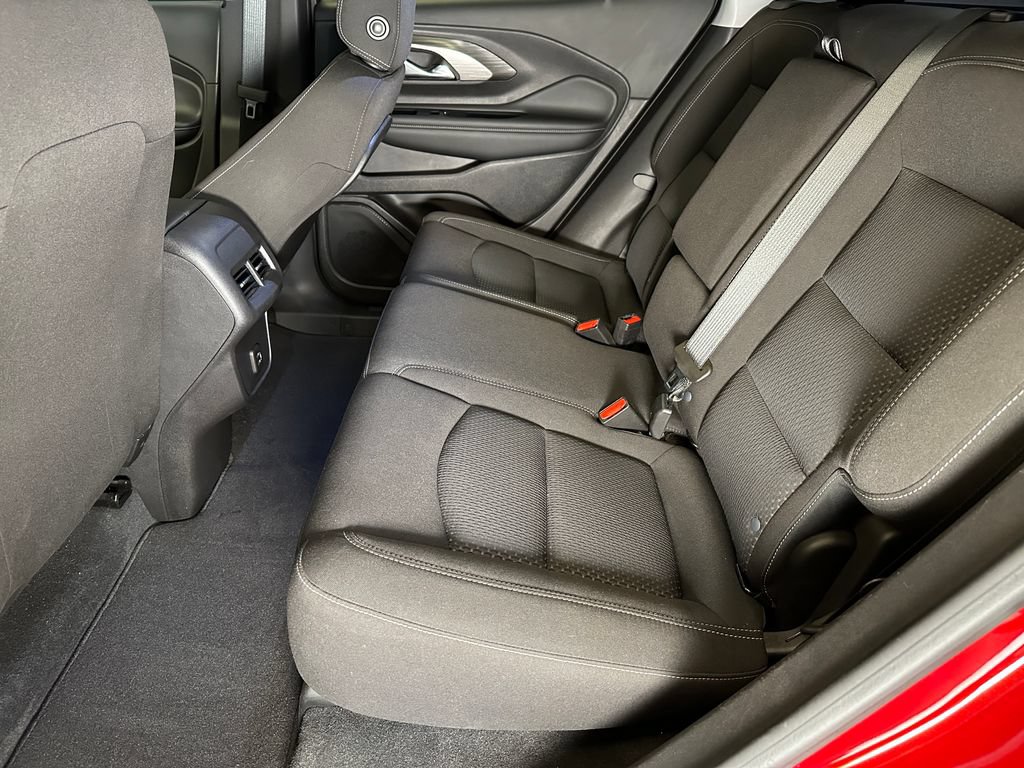 Used 2024 GMC Terrain SLE w/ Driver Convenience Package AWD/4WD image 21