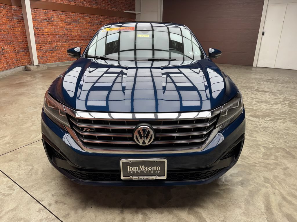Used 2020 Volkswagen Passat 2.0T R-Line FWD image 9