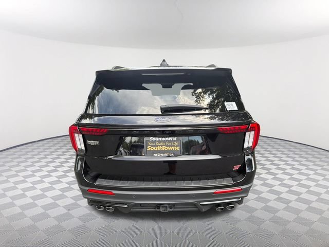 Used 2025 Ford Explorer ST AWD/4WD image 6