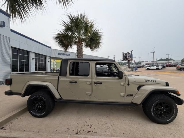 Used 2022 Jeep Gladiator Sport AWD/4WD image 17