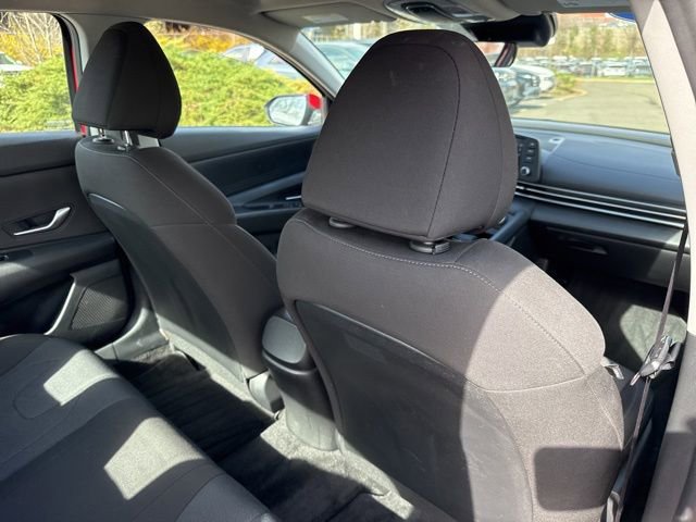 Certified 2023 Hyundai Elantra SE image 24