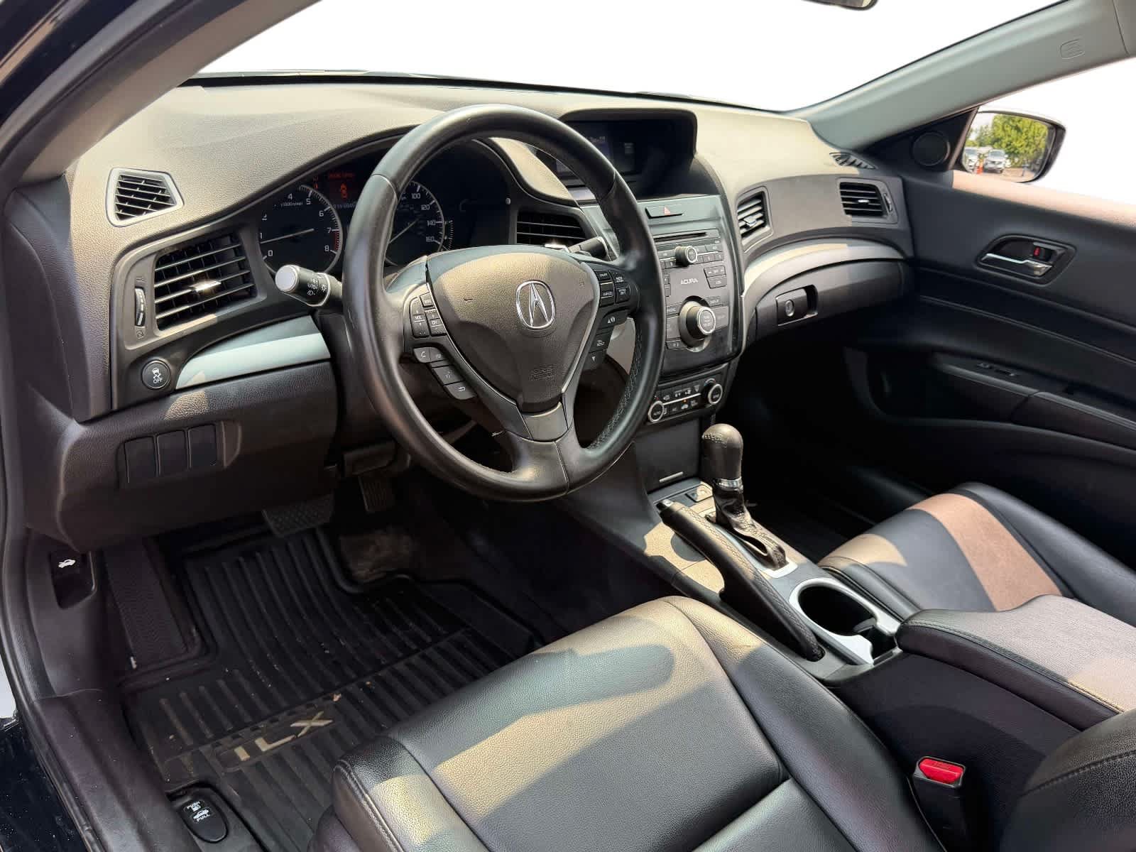 Used 2017 Acura ILX FWD image 11