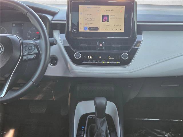 Certified 2025 Toyota Corolla SE image 15