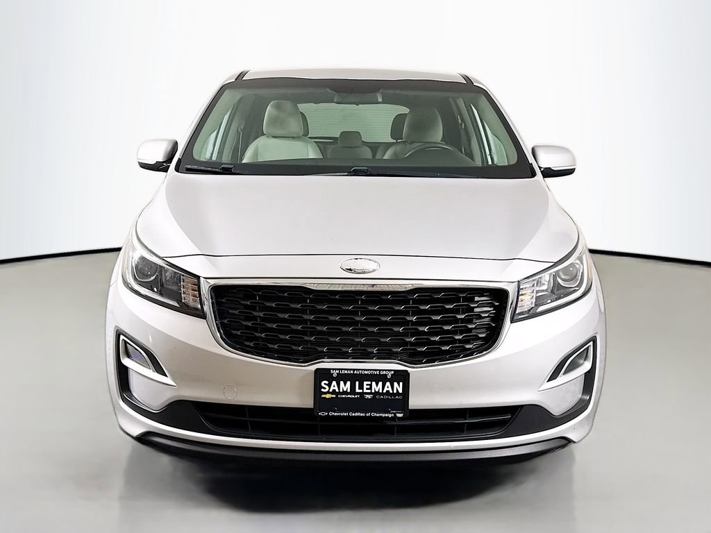 Used 2019 Kia Sedona LX image 2