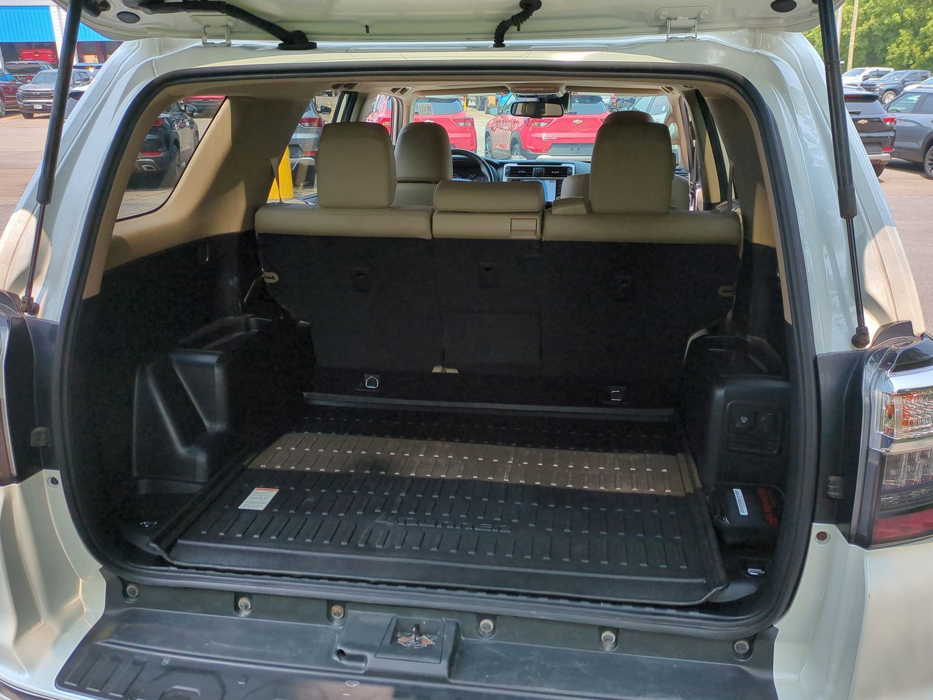 Used 2022 Toyota 4Runner Limited image 27