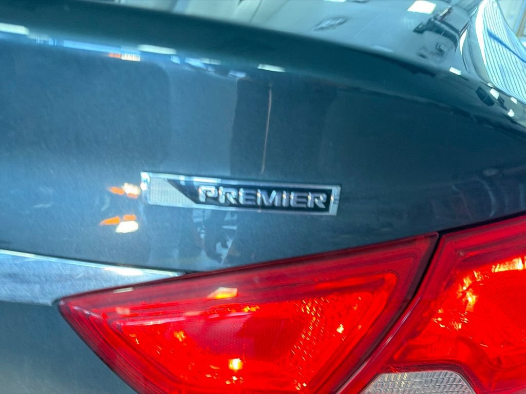 Used 2018 Chevrolet Impala Premier FWD image 10