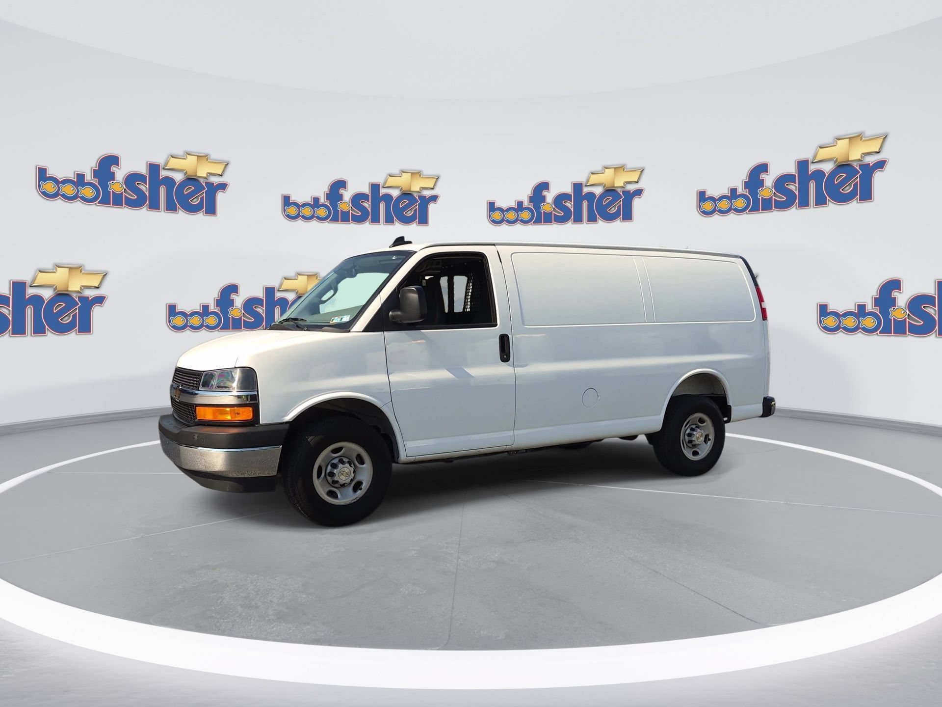 Used 2025 Chevrolet Express 2500 w/ Driver Convenience Package RWD image 9