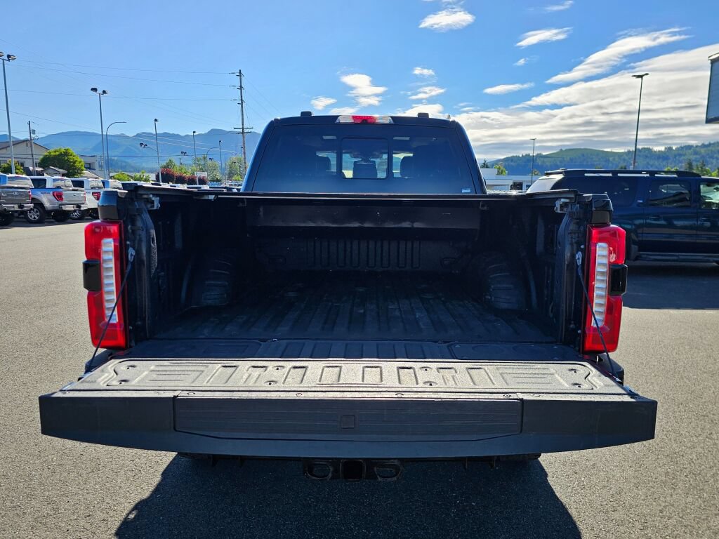 Certified 2023 Ford F350 Lariat w/ Lariat Ultimate Package AWD/4WD image 10