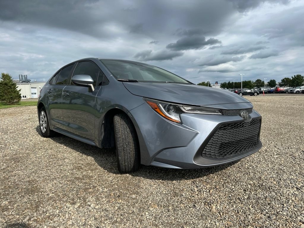 Used 2020 Toyota Corolla LE FWD image 12