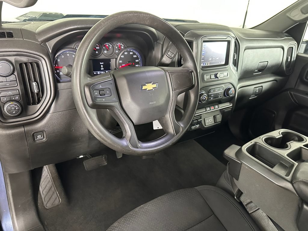 Used 2021 Chevrolet Silverado 2500 Custom w/ Custom Value Package AWD/4WD image 11