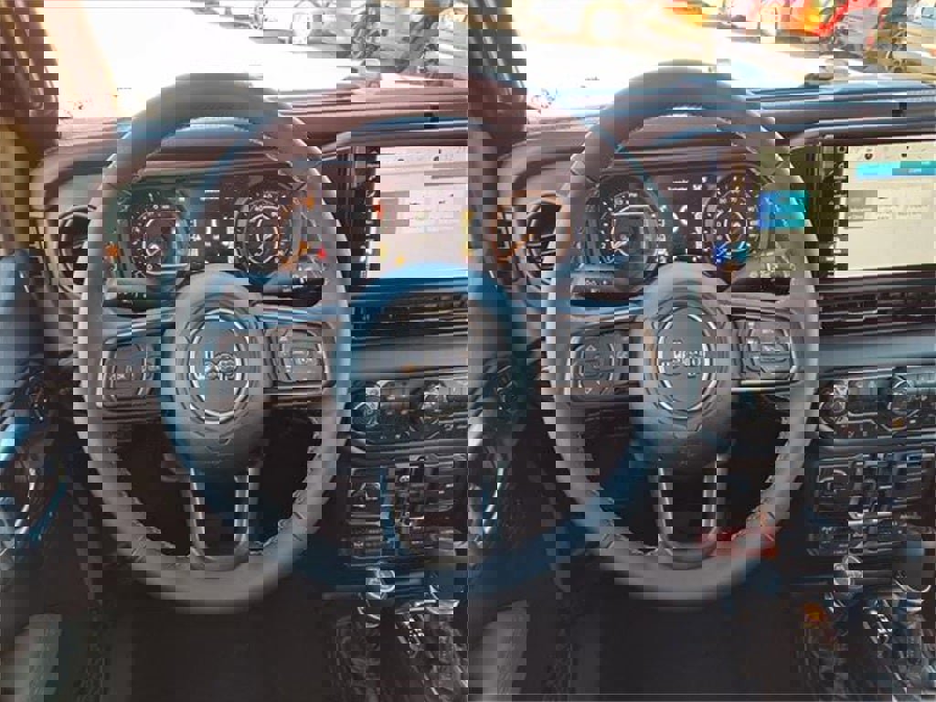 New 2026 Jeep Gladiator Mojave w/ Safety Group image 18