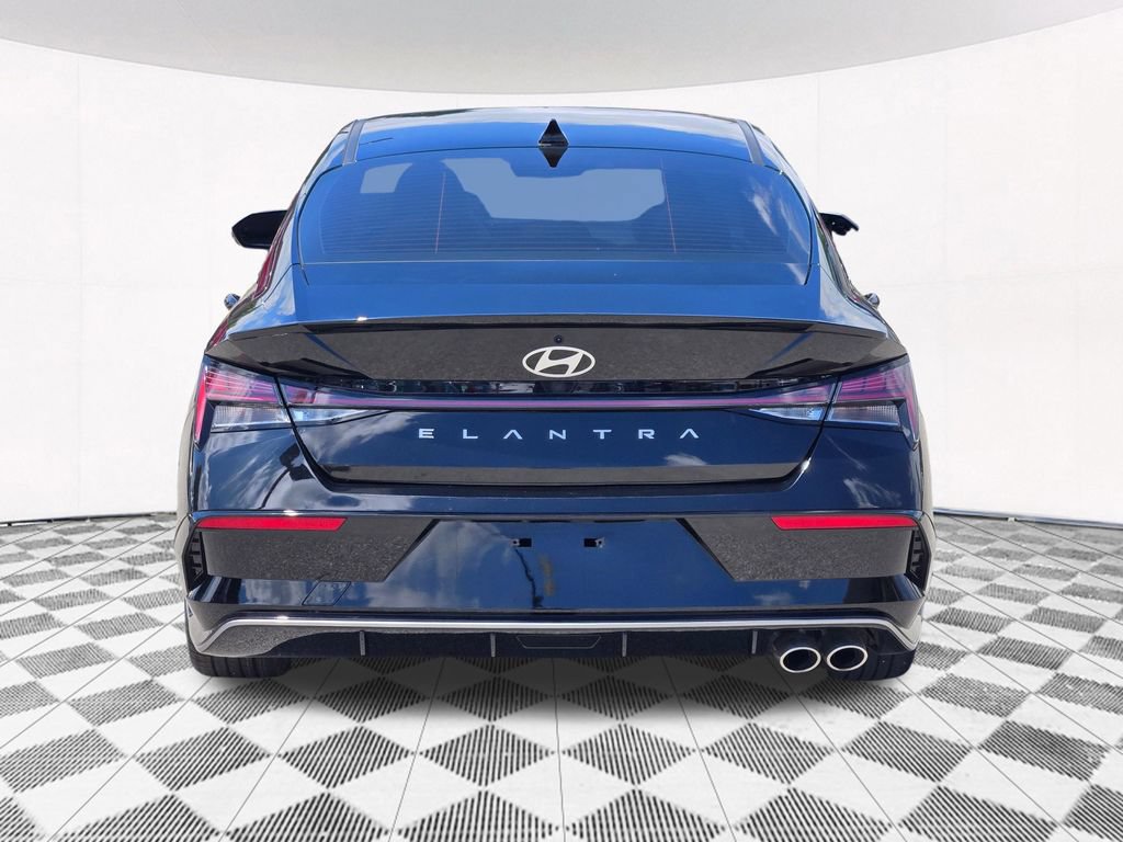 Certified 2025 Hyundai Elantra N Line FWD image 18