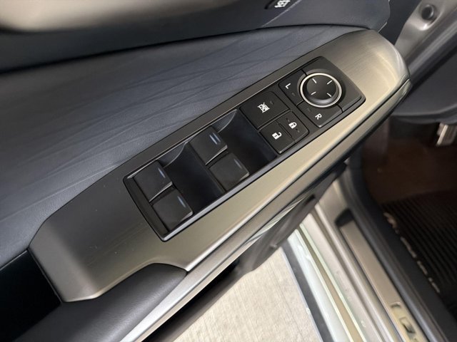 Certified 2023 Lexus IS 500 w/ Accessory Package 2 RWD image 9