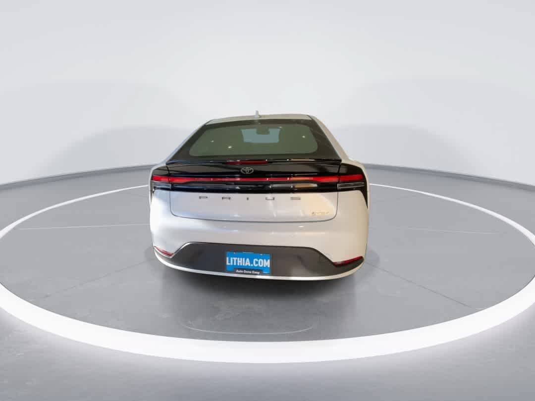 Certified 2024 Toyota Prius LE AWD/4WD image 7