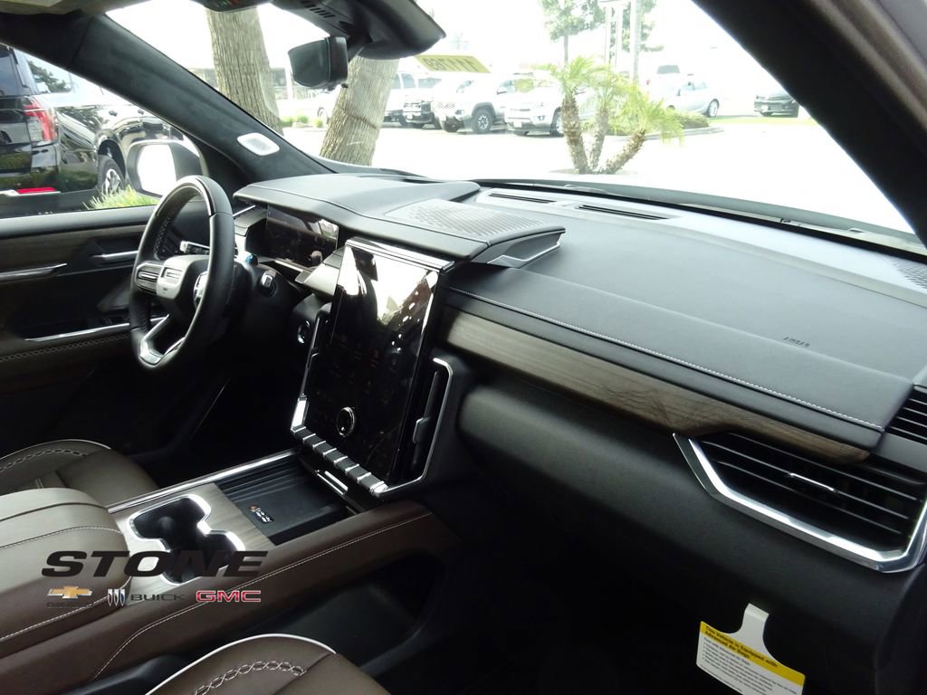 New 2026 GMC Acadia Denali Ultimate image 15