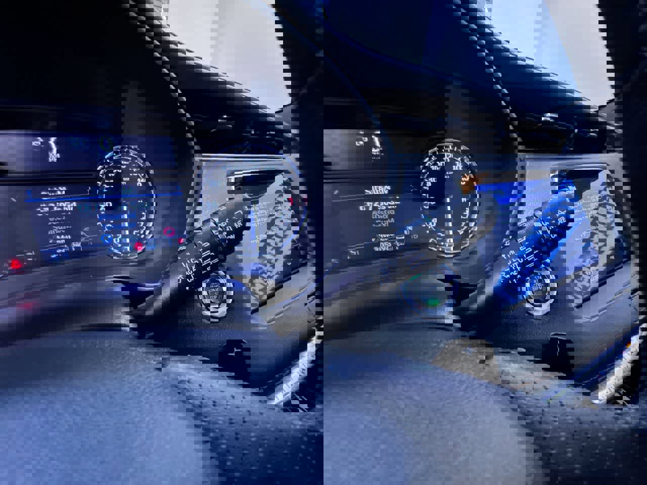 Used 2023 Cadillac XT4 Sport AWD/4WD image 19