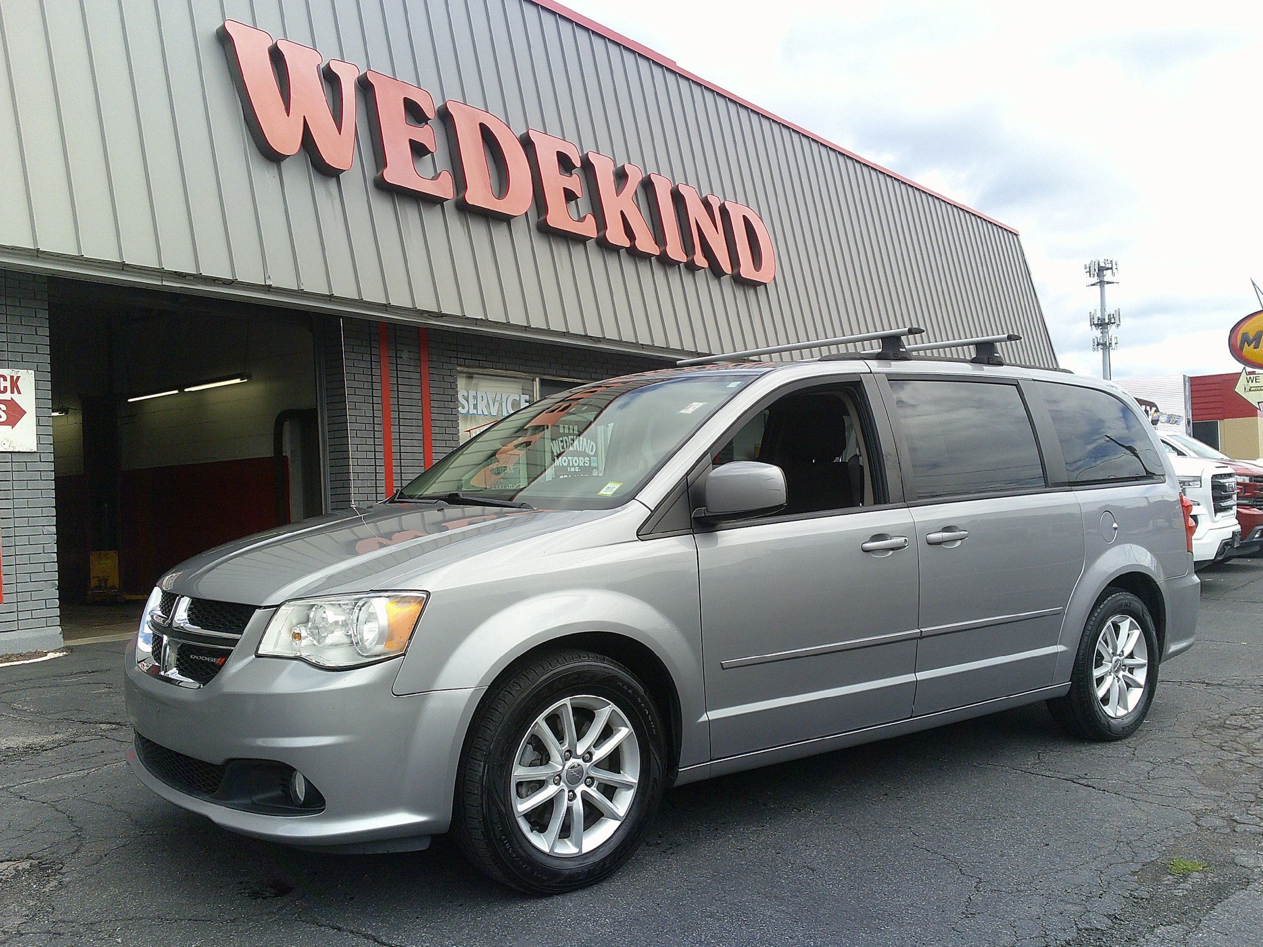 Used 2016 Dodge Grand Caravan SXT