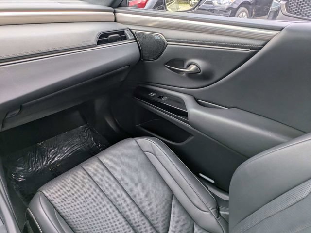 Used 2022 Lexus ES 350 F Sport w/ Accessory Package 2 FWD image 15