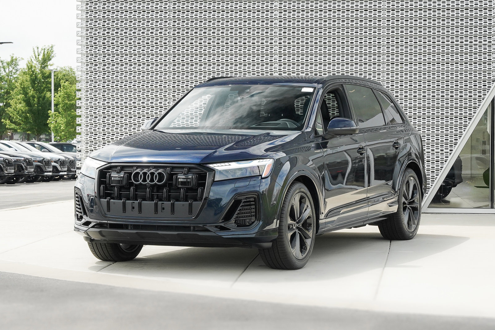 New 2025 Audi Q7 3.0T Prestige image 5
