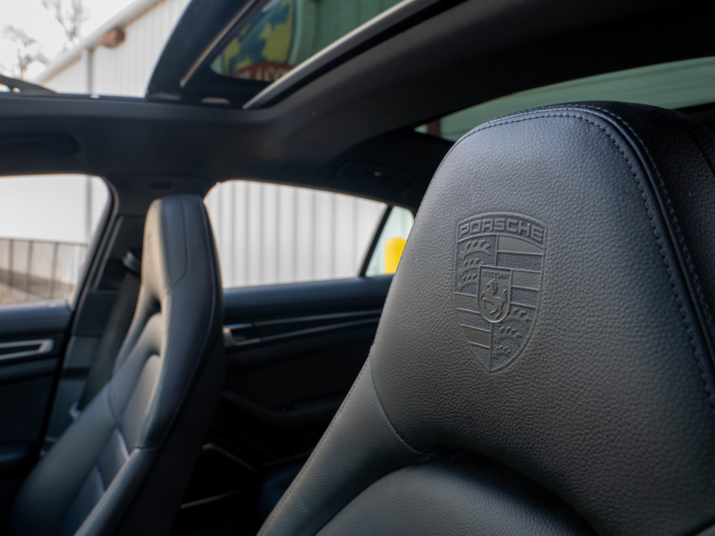 Certified 2023 Porsche Panamera 4 Platinum Edition image 40