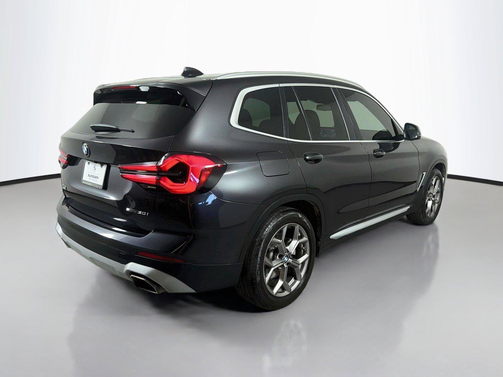 Used 2023 BMW X3 sDrive30i w/ Premium Package w/ZPA RWD image 5