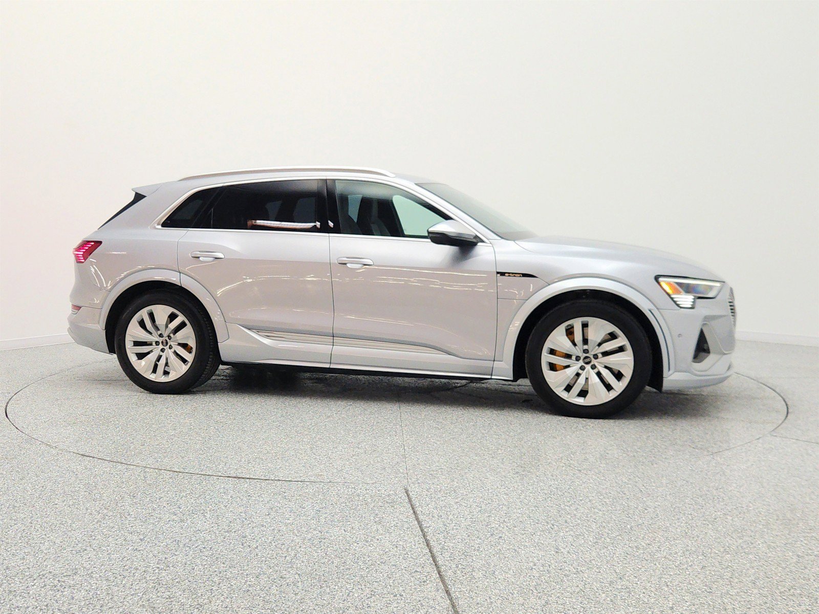 Used 2023 Audi e-tron S Prestige w/ Prestige Package AWD/4WD image 4