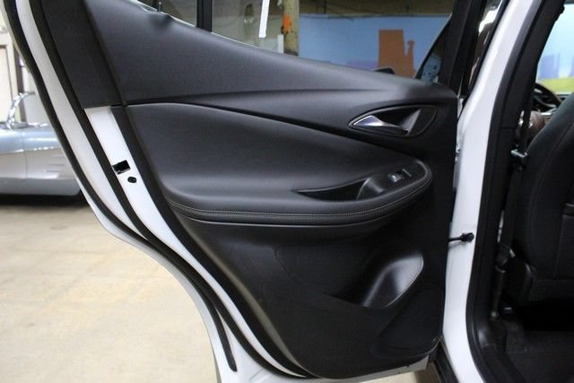 Used 2023 Buick Encore GX Essence w/ Experience Buick Package FWD image 15