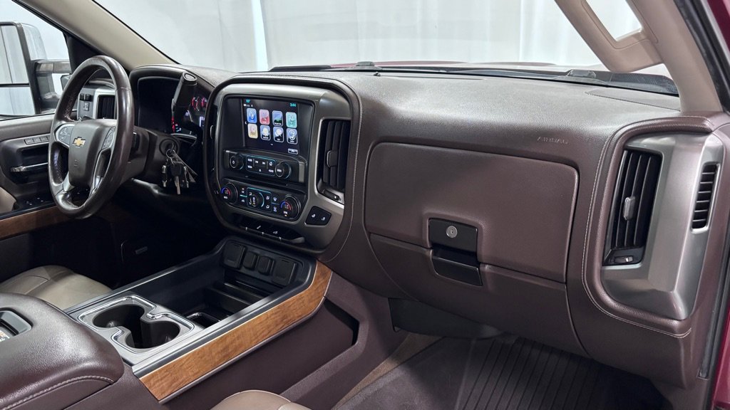Used 2017 Chevrolet Silverado 1500 LTZ w/ Max Trailering Package AWD/4WD image 17