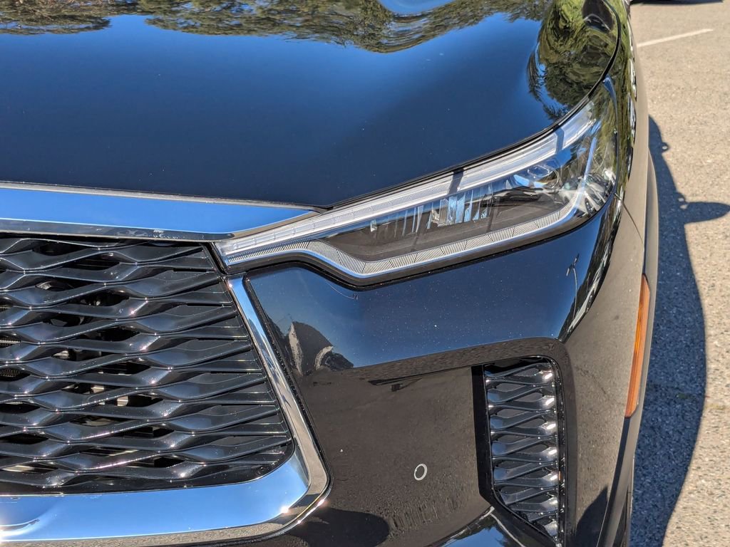 Used 2025 INFINITI QX60 Luxe image 10