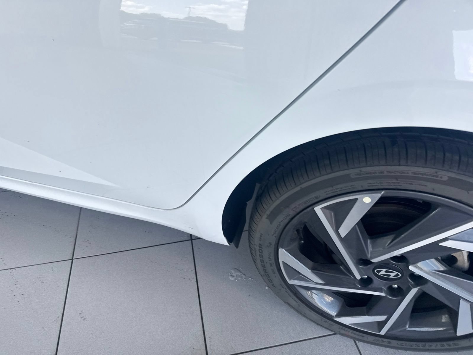 Used 2025 Hyundai Elantra SEL FWD image 11