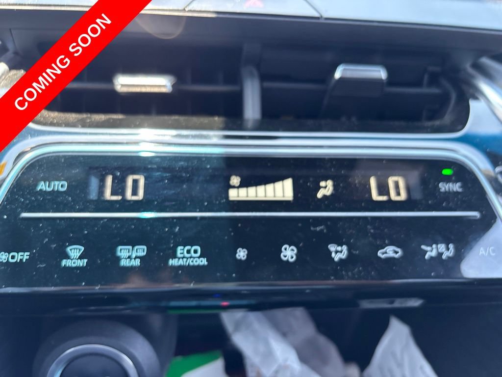 Used 2024 Toyota Venza Nightshade AWD/4WD image 27