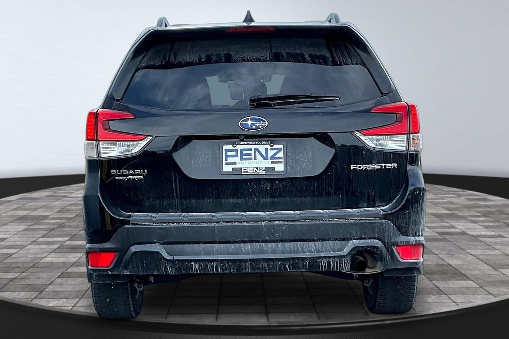 Used 2021 Subaru Forester Premium AWD/4WD image 5