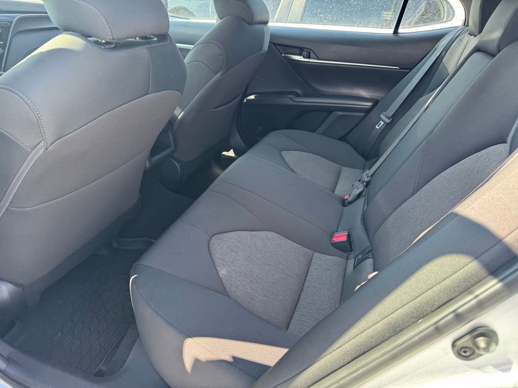 Used 2024 Toyota Camry LE image 7