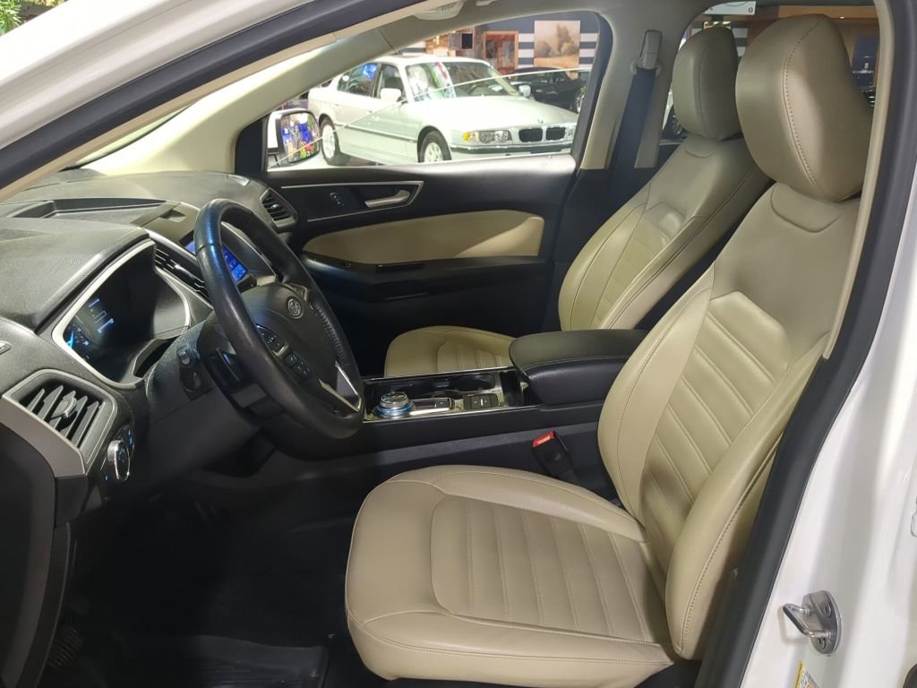 Used 2020 Ford Edge SEL w/ Convenience Package AWD/4WD image 16