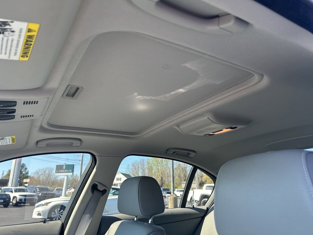 Used 2009 BMW 328i Sedan image 15