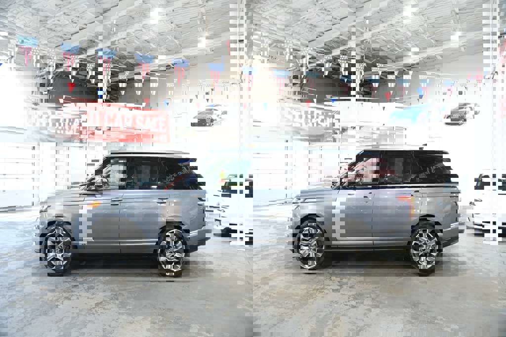 Used 2018 Land Rover Range Rover Long Wheelbase Supercharged image 6