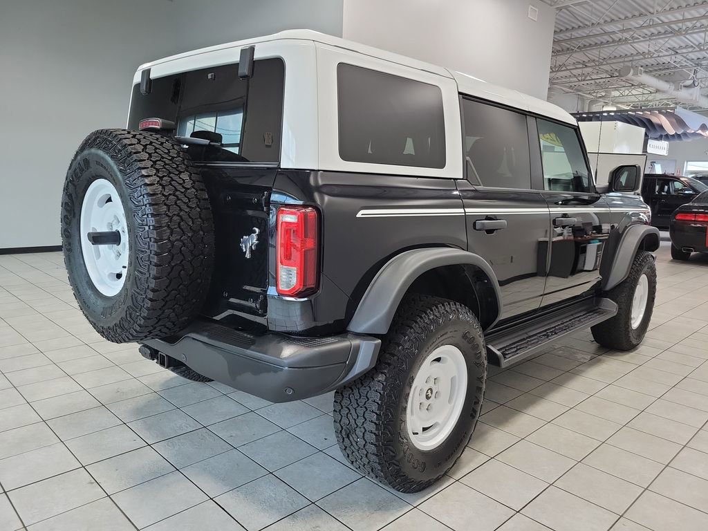 Used 2025 Ford Bronco Heritage Edition AWD/4WD image 10