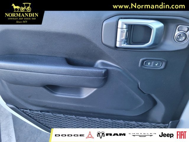 Used 2023 Jeep Wrangler Unlimited AWD/4WD image 15