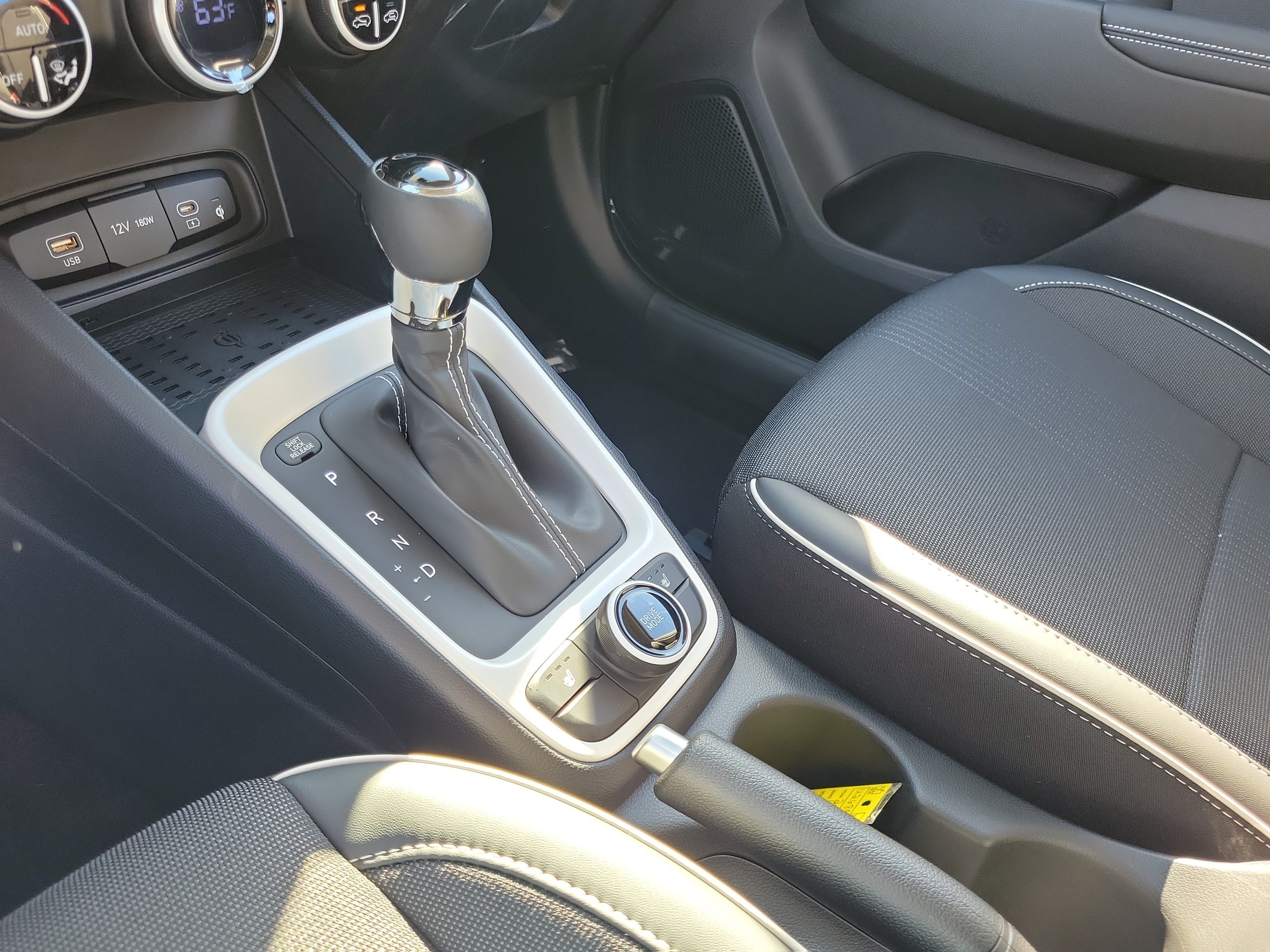 New 2026 Hyundai Venue SEL FWD image 29