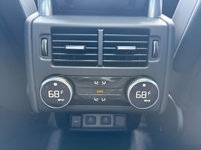 New 2026 Land Rover Discovery Dynamic SE AWD/4WD image 27