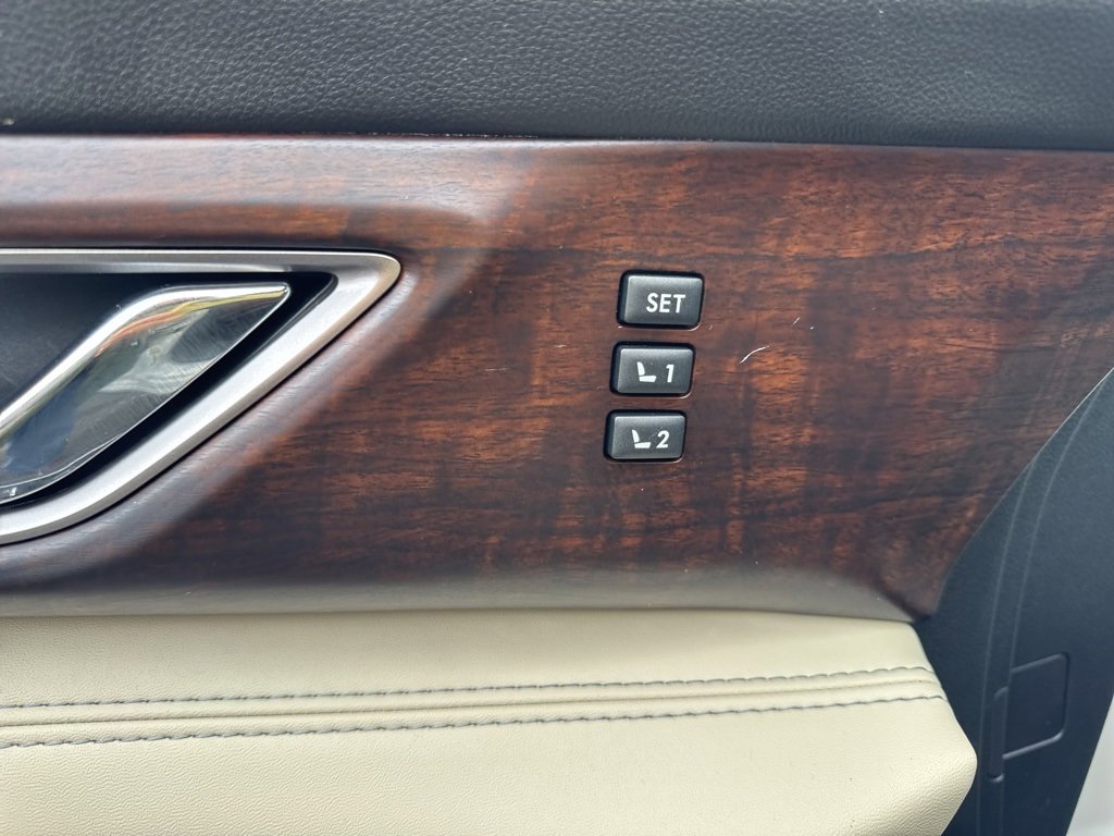 Used 2019 Subaru Ascent Touring w/ Popular Package #3 image 18