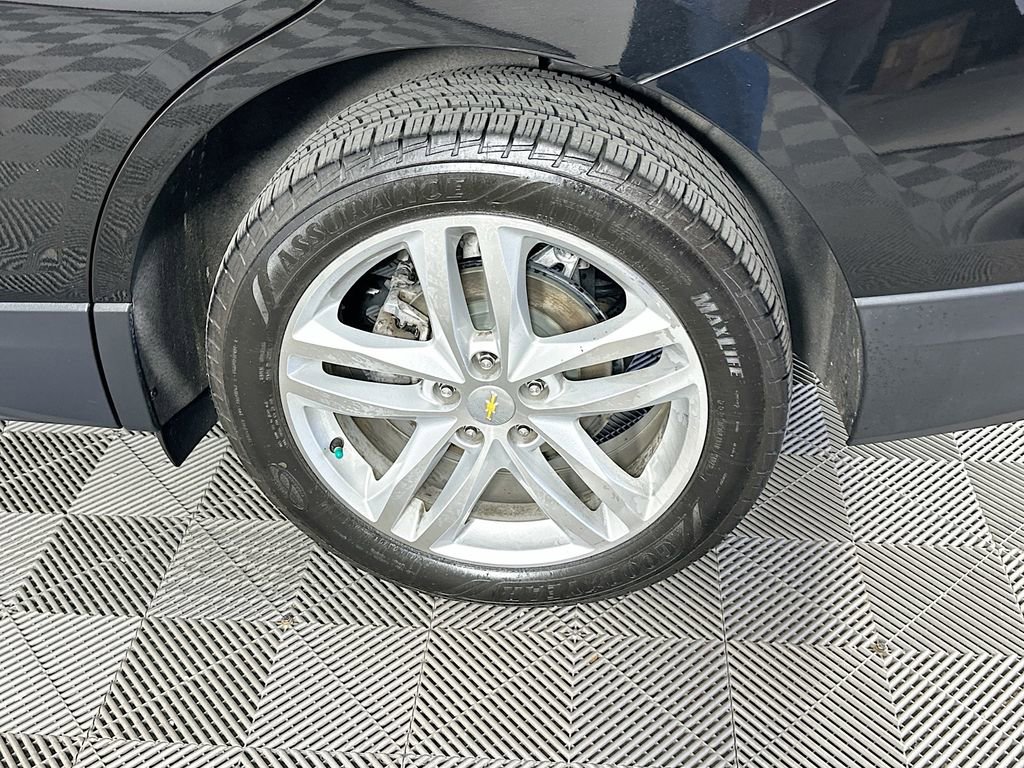 Used 2018 Chevrolet Equinox Premier AWD/4WD image 40