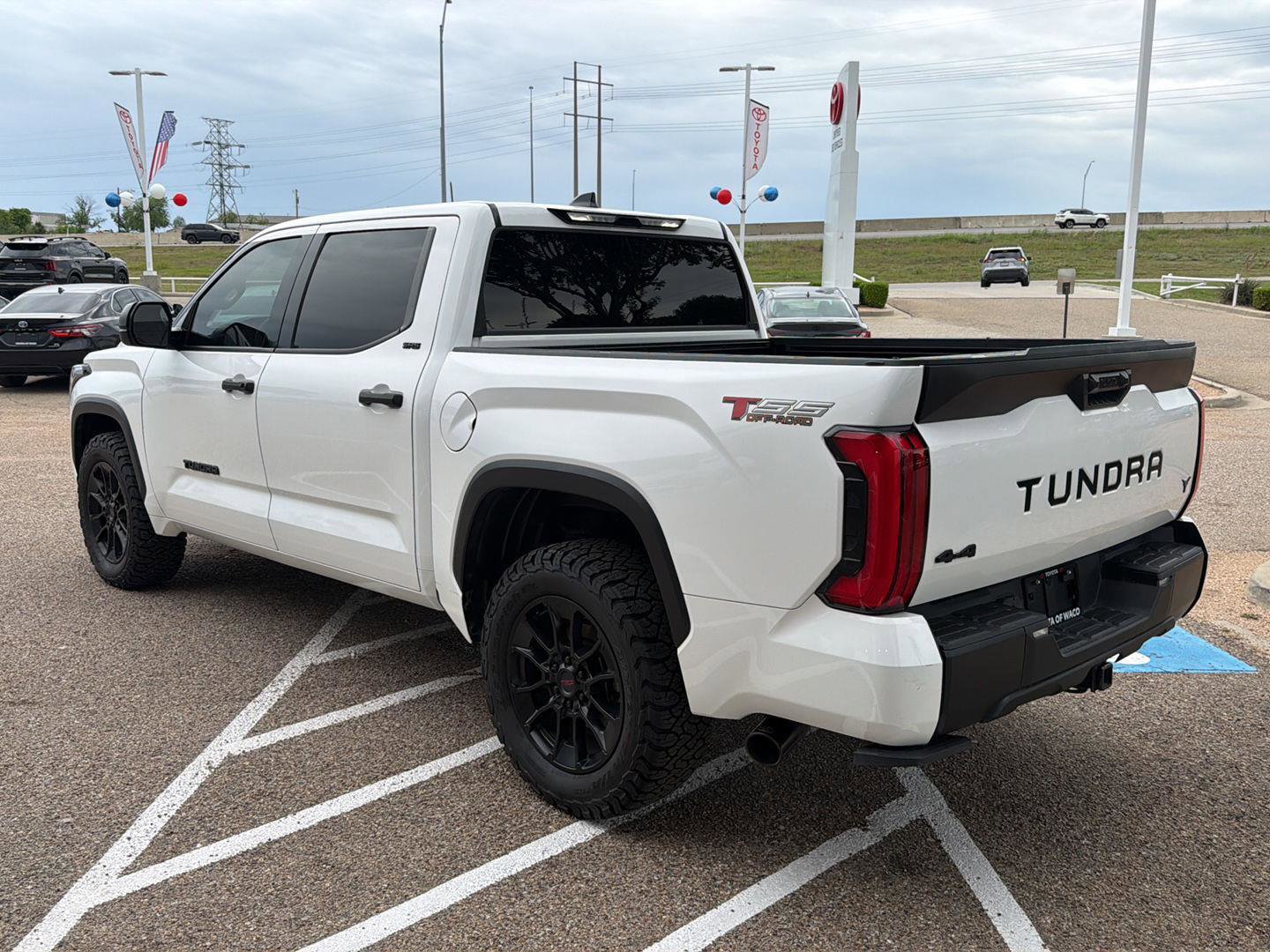 Used 2023 Toyota Tundra SR5 AWD/4WD image 5